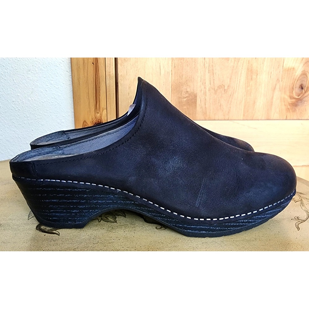 Dansko EU 42 US 11.5 12 Black Leather Clog Mule Slip On Minimalist Comfort Shoes - Picture 1 of 7